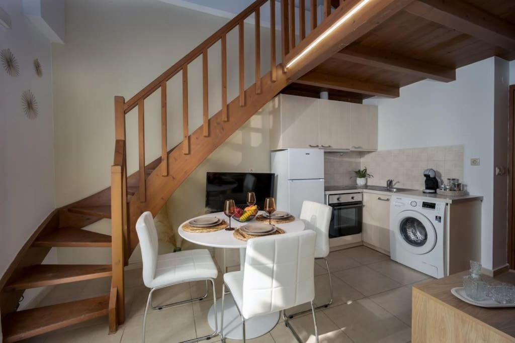 Sofita Center Apartment Heraklion  Bagian luar foto