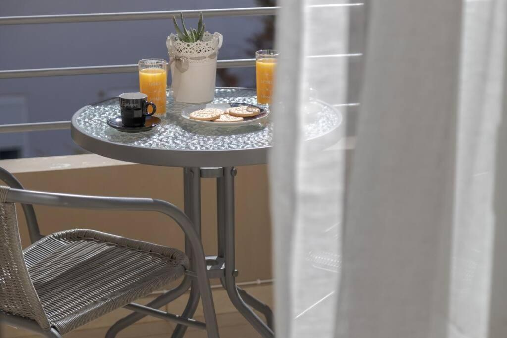 Sofita Center Apartment Heraklion  Bagian luar foto